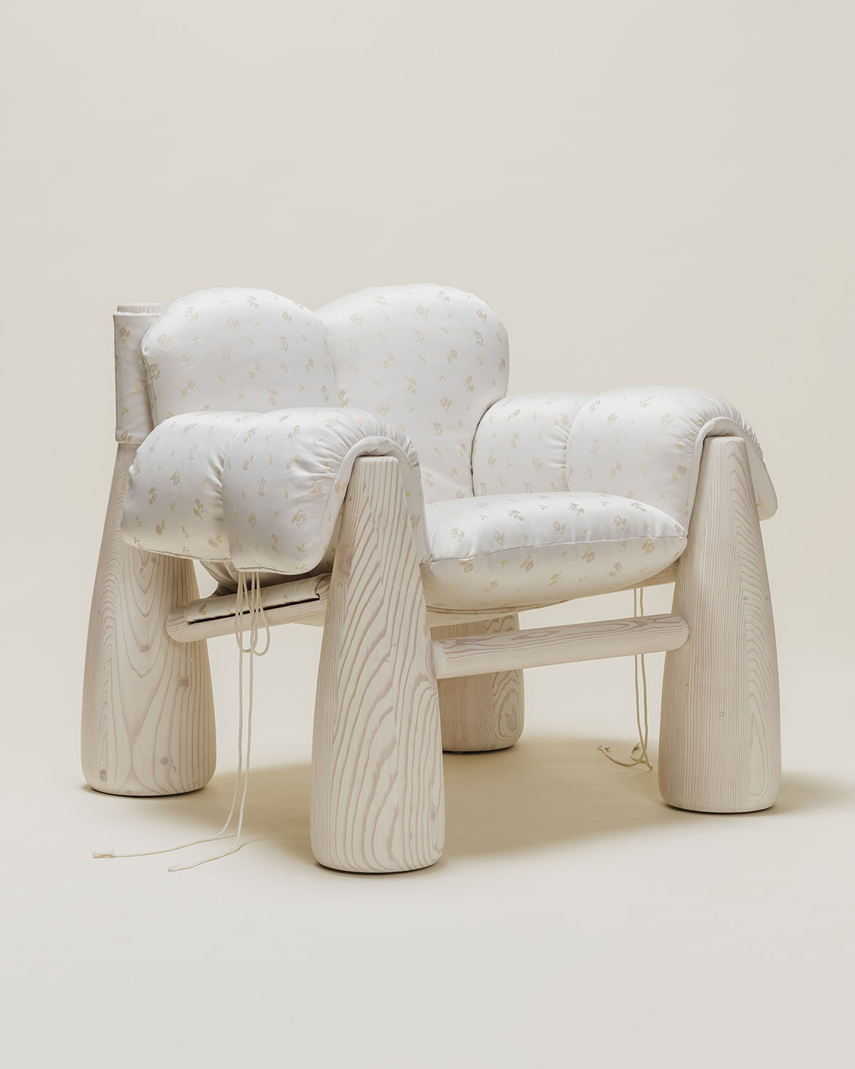 Big Bell Chair, Sam Klemick